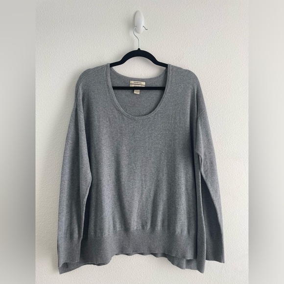 G.H. Bass & Co. Sweaters - G.H. Bass & Co gray scoop neck cashmere blend sweater classic minimal | L
